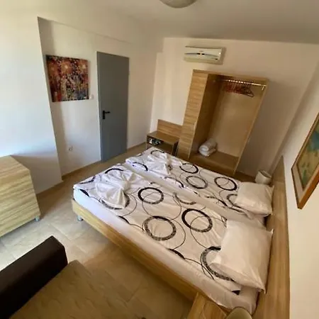 White Pearl Apartament *