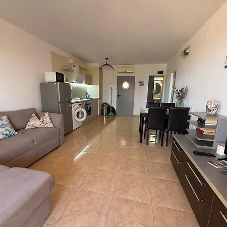 White Pearl Apartament *
