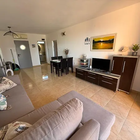 White Pearl דירה